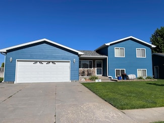 81 La Platte Rd, Kearney, NE 68845