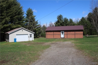 152 River Rd, Edwards, NY 13635