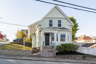 9 Meadow St, Methuen, MA 01844