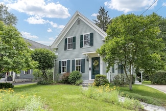 75 Union St, Holliston, MA 01746