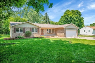 3475 N Gale Rd, Davison, MI 48423