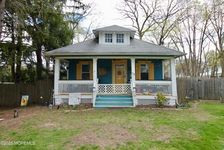 728 Wayside Rd, Neptune, NJ 07753