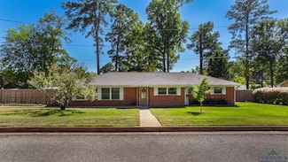 1226 Eden Dr, Longview, TX 75605