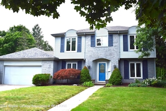 1757 Foxcroft Rd, East Lansing, MI 48823