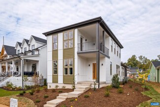 418 Lochlyn Hill Dr, Charlottesville, VA 22901