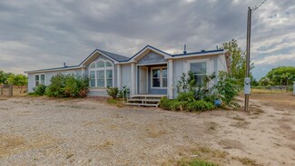 14 Talbot Ln, Los Lunas, NM 87031