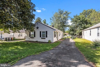 2637 Barnes Ave, Abington, PA 19001