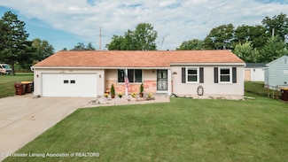 616 Harvest Ln, Lansing, MI 48917
