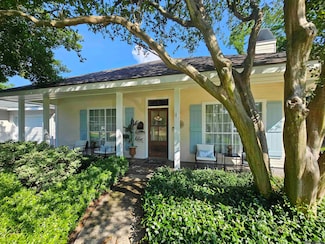 5867 Burgundy Ave, Baton Rouge, LA 70806