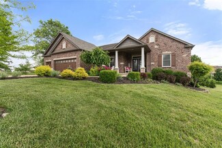 12420 Court Dr, Saint Louis, MO 63127