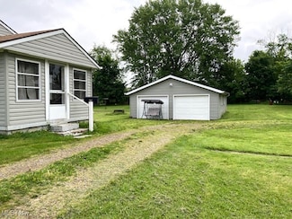 9053 Friendsville Rd, Seville, OH 44273
