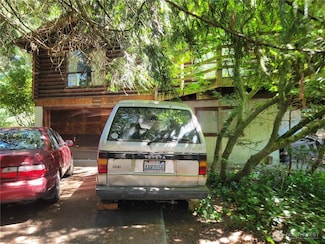 1818 Jackson Dr, Bremerton, WA 98312