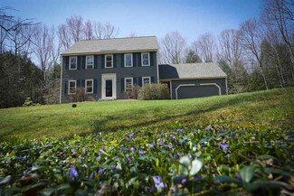 343 Highland Dr, Henniker, NH 03242