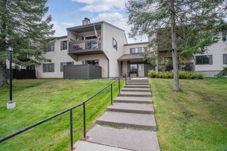 10 Village Dr, Duluth, MN 55810