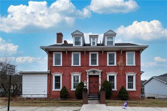 10 E 2nd St, Jim Thorpe, PA 18229