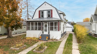 1235 Walnut St, Oshkosh, WI 54901