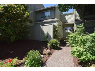 10573 SW Murdock St, Portland, OR 97224