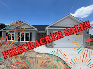215 Creeks Edge Dr, Pikeville, NC 27863