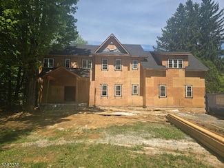 58 Cooper Rd, Denville, NJ 07834