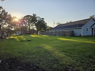 614 Mulcahy St, Rosenberg, TX 77471