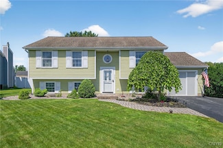 4990 Alfred Dr, Liverpool, NY 13090