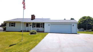 321 W Cartwright Ln Unit Lane, Oregon, IL 61061