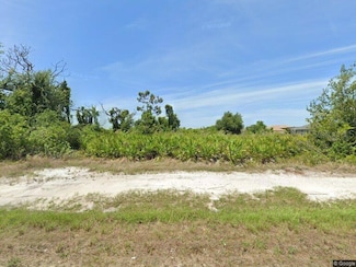 13417 Alocasia Ln, South Gulf Cove, FL 33981