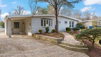 211 Parkview Terrace, Lincroft, NJ 07738