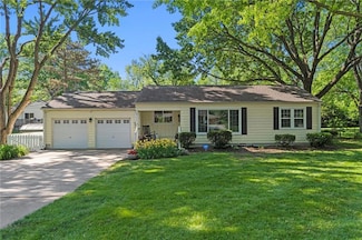 6711 W 79th St, Overland Park, KS 66204