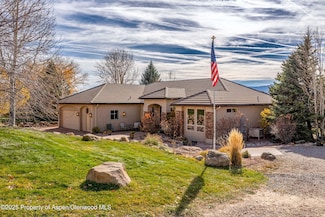 240 Lafrenz Cir, Silt, CO 81652