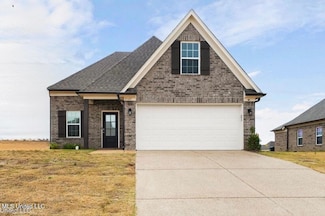 2147 Franklin Dr, Southaven, MS 38672