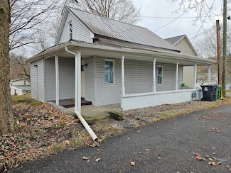 1308 Montrose St, Morgantown, WV 26505