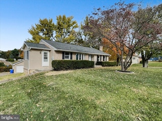 91 Sunset Dr, Hanover, PA 17331