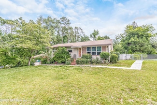 1165 S 5th St, MacClenny, FL 32063