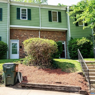 158 Scarborough Place, Charlottesville, VA 22903