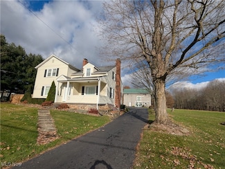 13130 Kinsman Rd, Burton, OH 44021