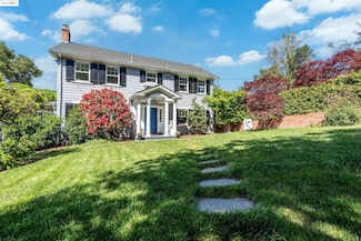 3085 Monterey Blvd, Oakland, CA 94602