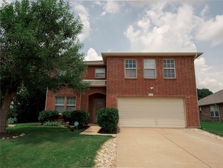 1416 Connie St, Burleson, TX 76028