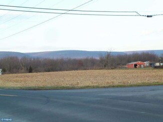 L: 9019 Four Point Rd, Bethel, PA 19507