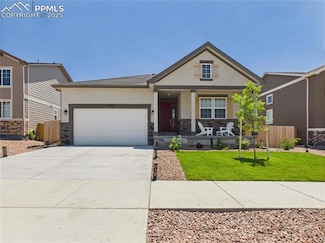 3402 Bella Luna Dr, Pueblo, CO 81001