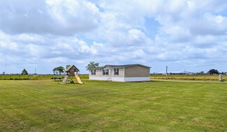 75 County Road 116, Devers, TX 77538