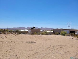 122 San Mateo Ave, Elephant Butte, NM 87935
