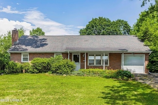 239 Mccracken Rd, Danville, PA 17821