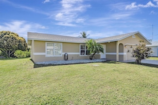 2322 SE Maslan Ave, Port Saint Lucie, FL 34952