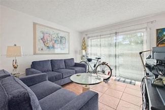 450 SE 7th St Unit 261, Dania Beach, FL 33004