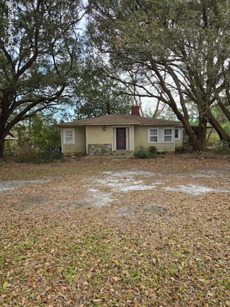 8561 Daws Creek Rd SE, Winnabow, NC 28479