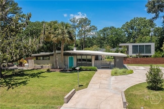 5507 Woodland Dr, Savannah, GA 31406