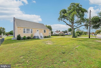 903 Hammonds Ln, Brooklyn, MD 21225