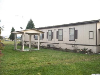 559 Warren St S, Monmouth, OR 97361