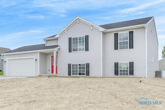 1473 Lee Ann Ave, Defiance, OH 43512